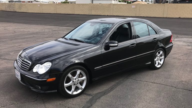 Mercedes C230: How to Open the Hood - HiRide