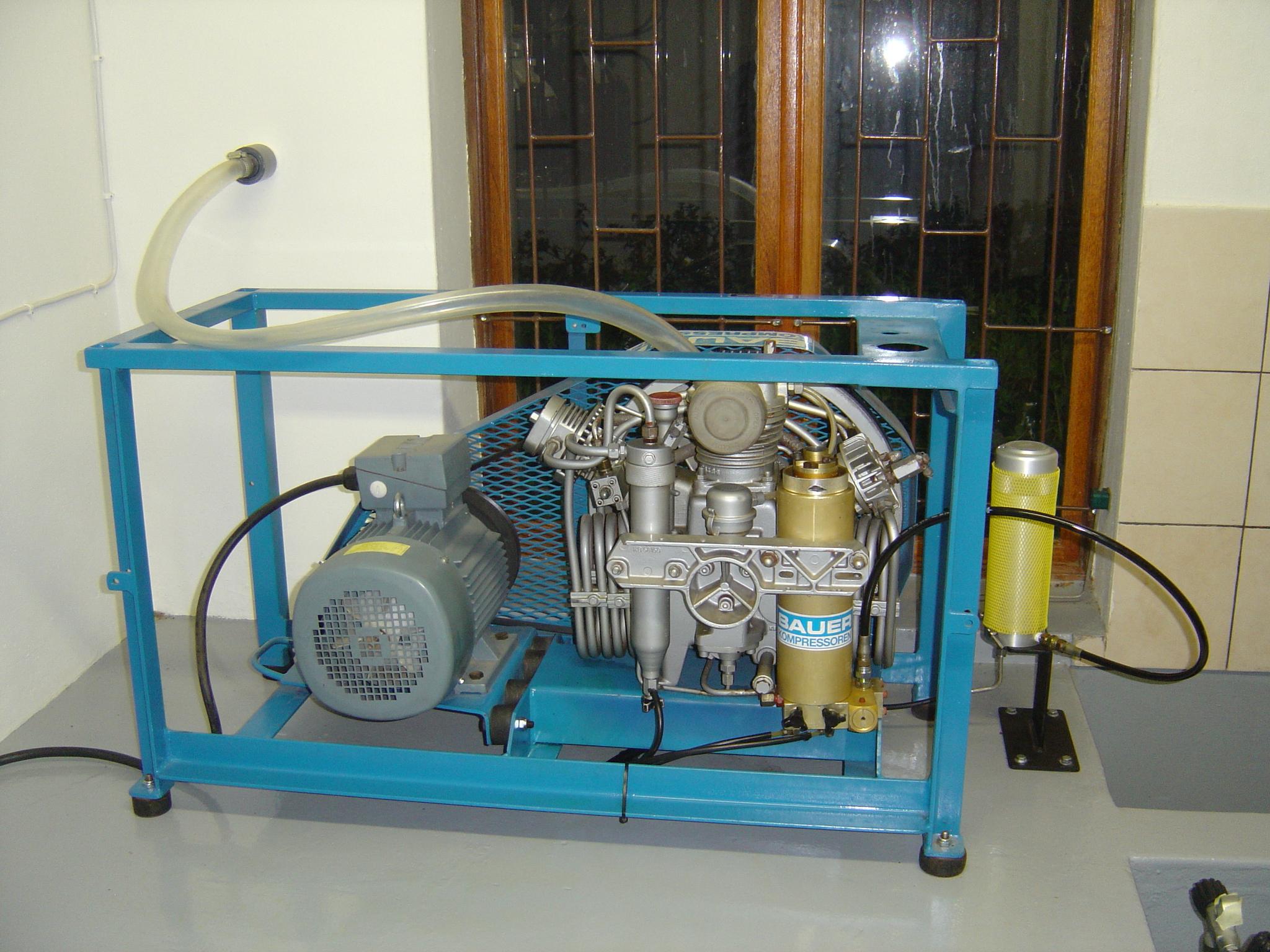 AC Compressor