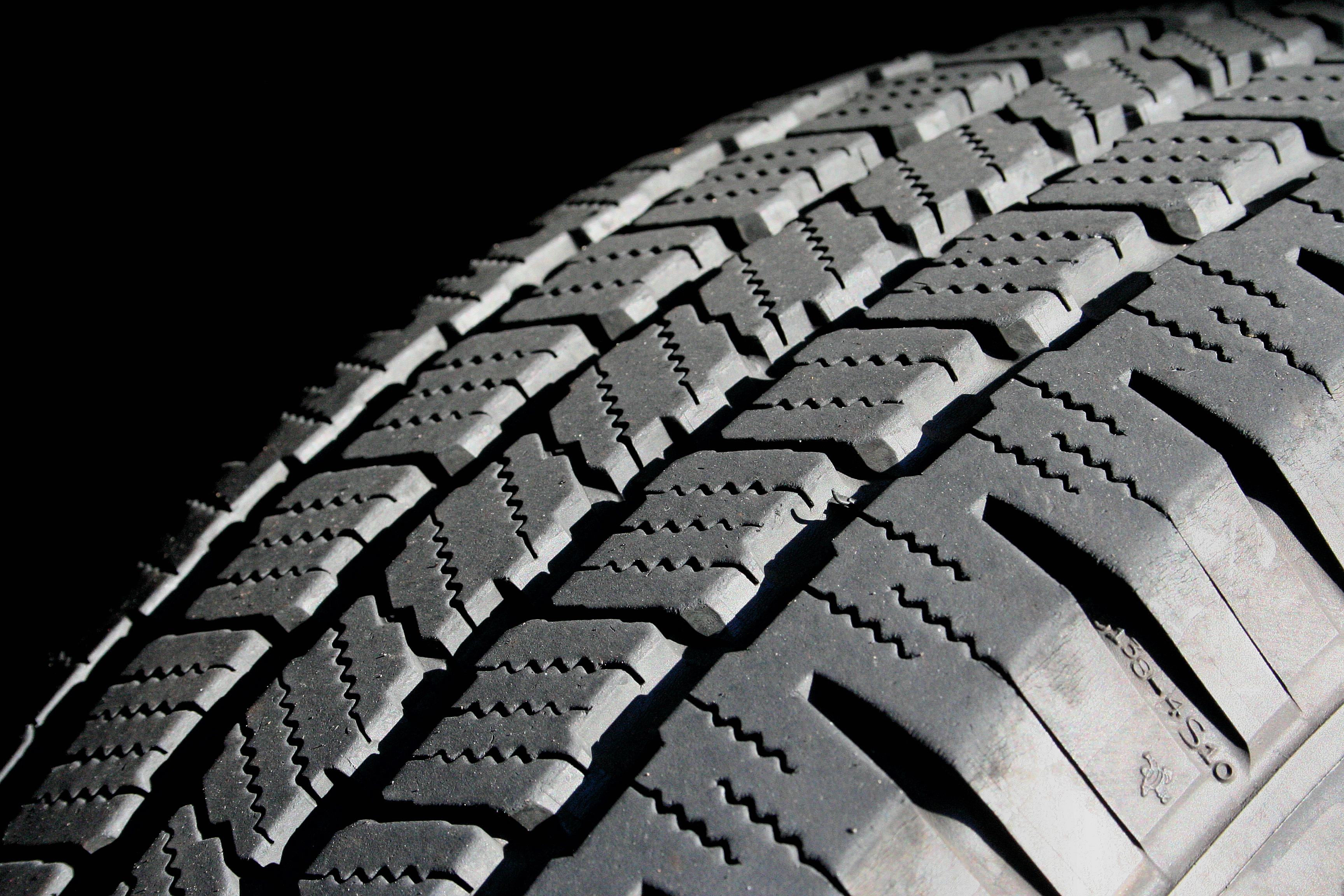 Tire tread